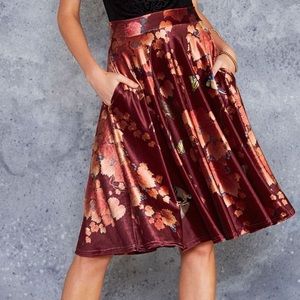 ISO: Blackmilk Autumn in Japan Size M or L